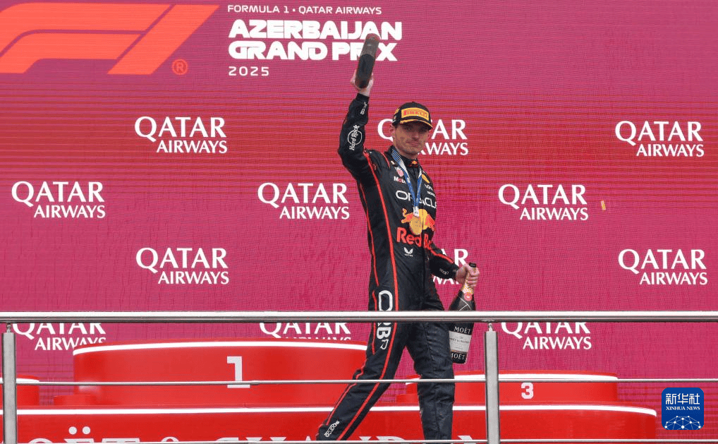 爱游戏娱乐-包含红牛二队横扫红牛车队，拉塞尔状态火热的词条