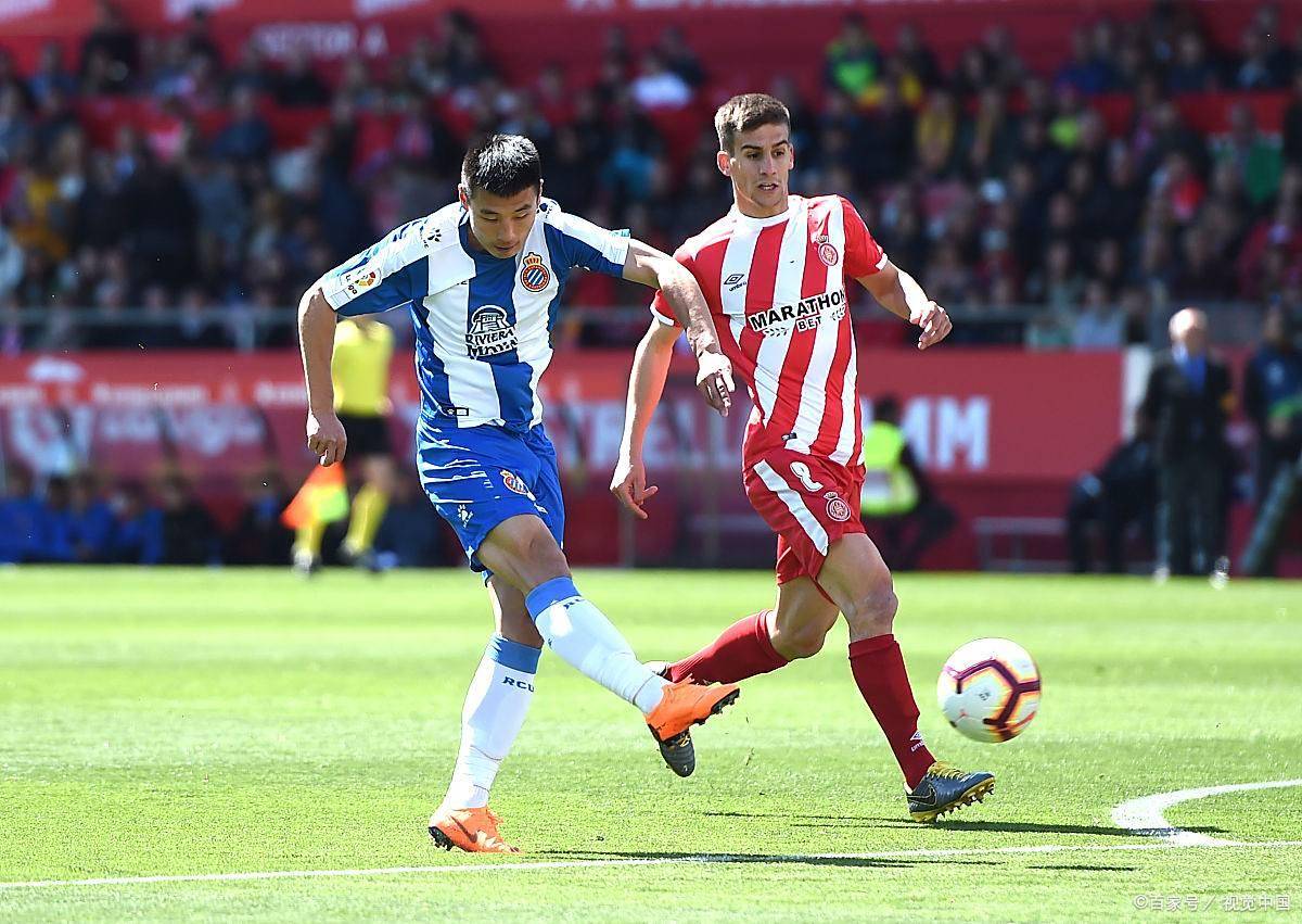 埃因霍温击败对手,继续前进 埃因霍温击败对手,继续前进