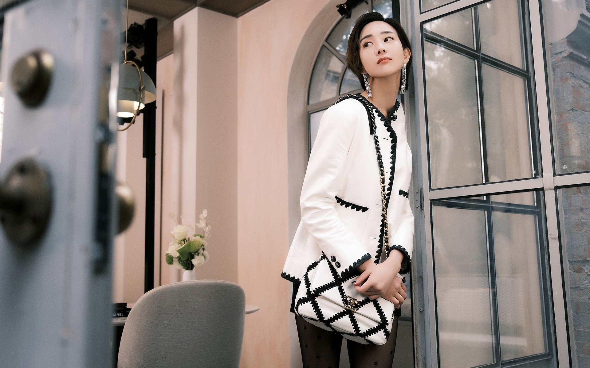 双城记,伯纳乌的青铜龙吟与曼彻斯特的冰霜咆哮—当东方古老意志降临欧冠生死战