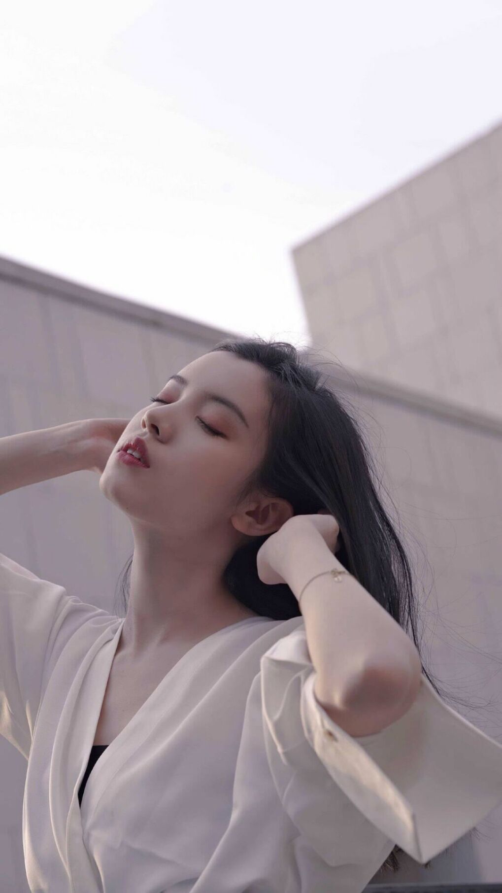 双城记,伯纳乌的青铜龙吟与曼彻斯特的冰霜咆哮—当东方古老意志降临欧冠生死战