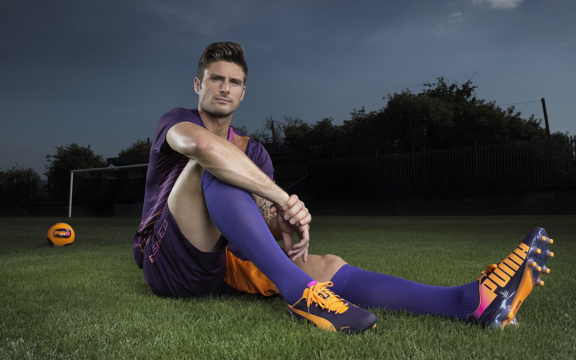 阿伯丁的雨夜,恩佐那一脚,踢碎了苏格兰四百年的足球梦