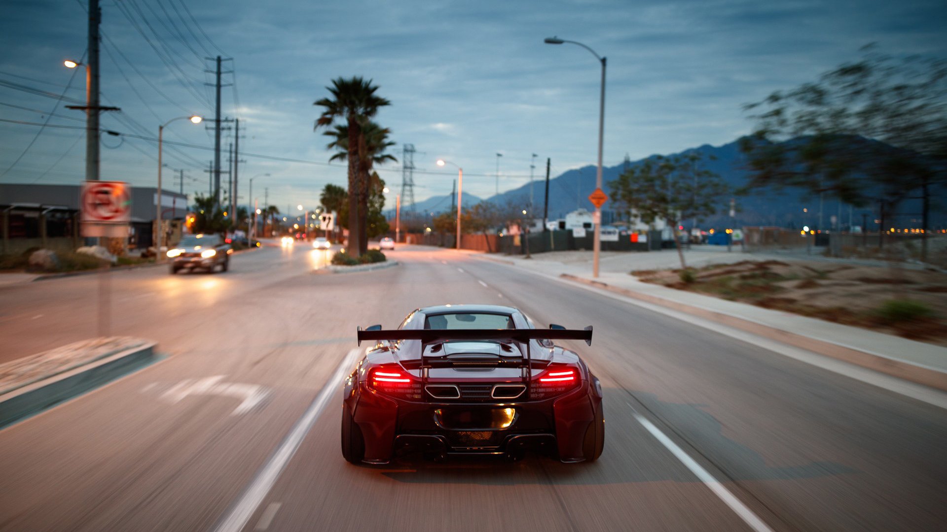 德比、钻石与黄黑浪潮,足球世界的权力、才华与征服叙事