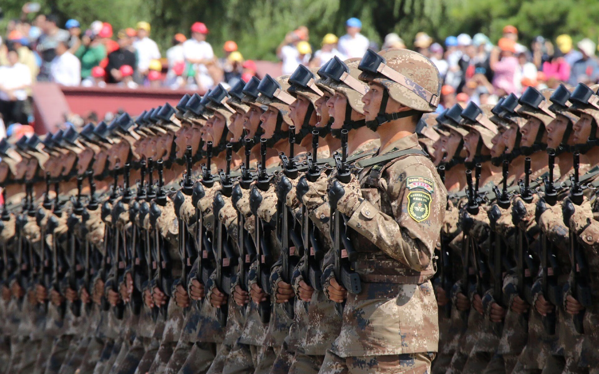 烈焰觉醒与铜墙铁壁，阿尔瓦雷斯爆发引领智利奏响绿茵交响诗