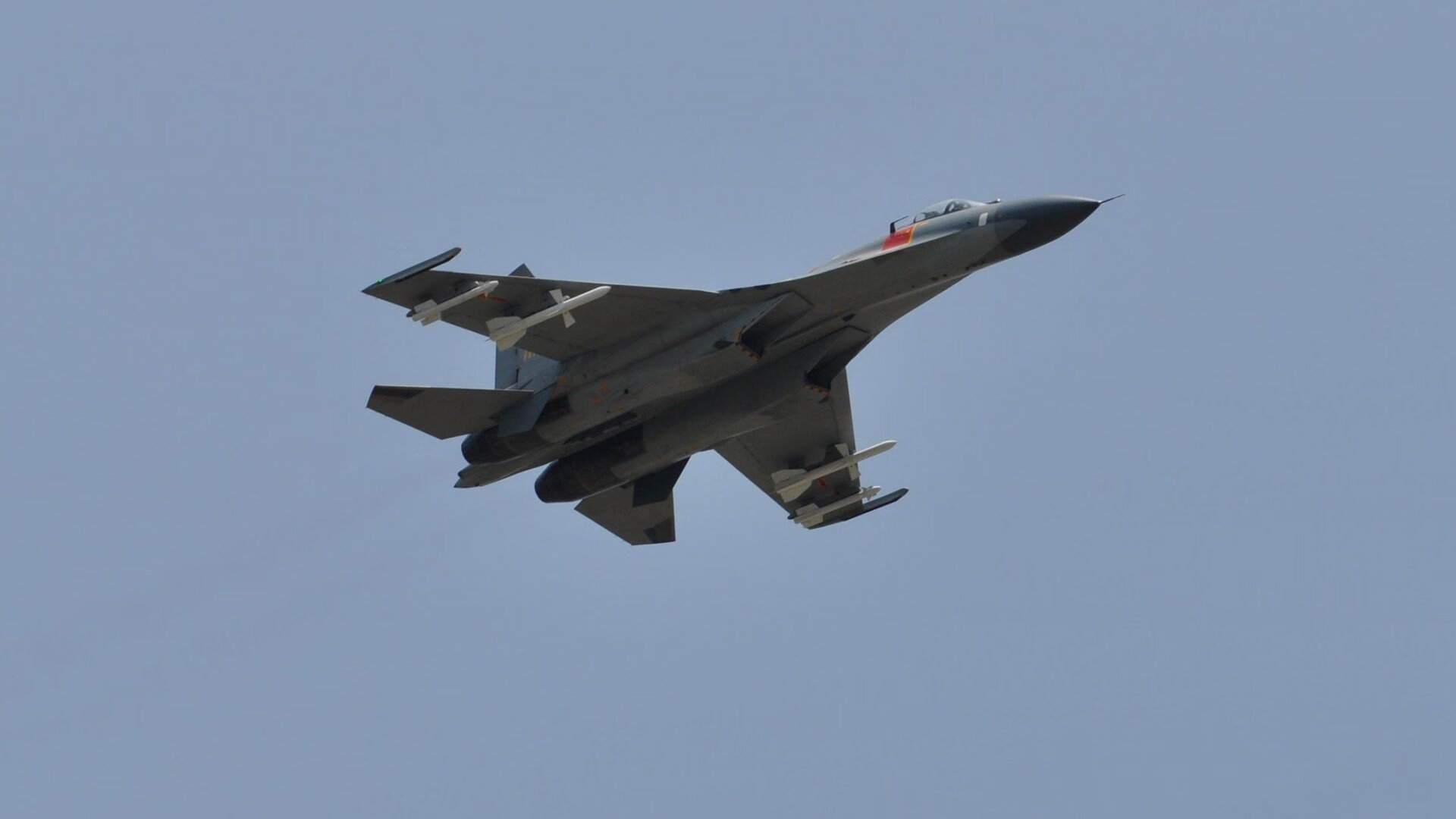 唯一性之战,里昂单节闪电战击溃药厂,福登替补造3球导演逆转