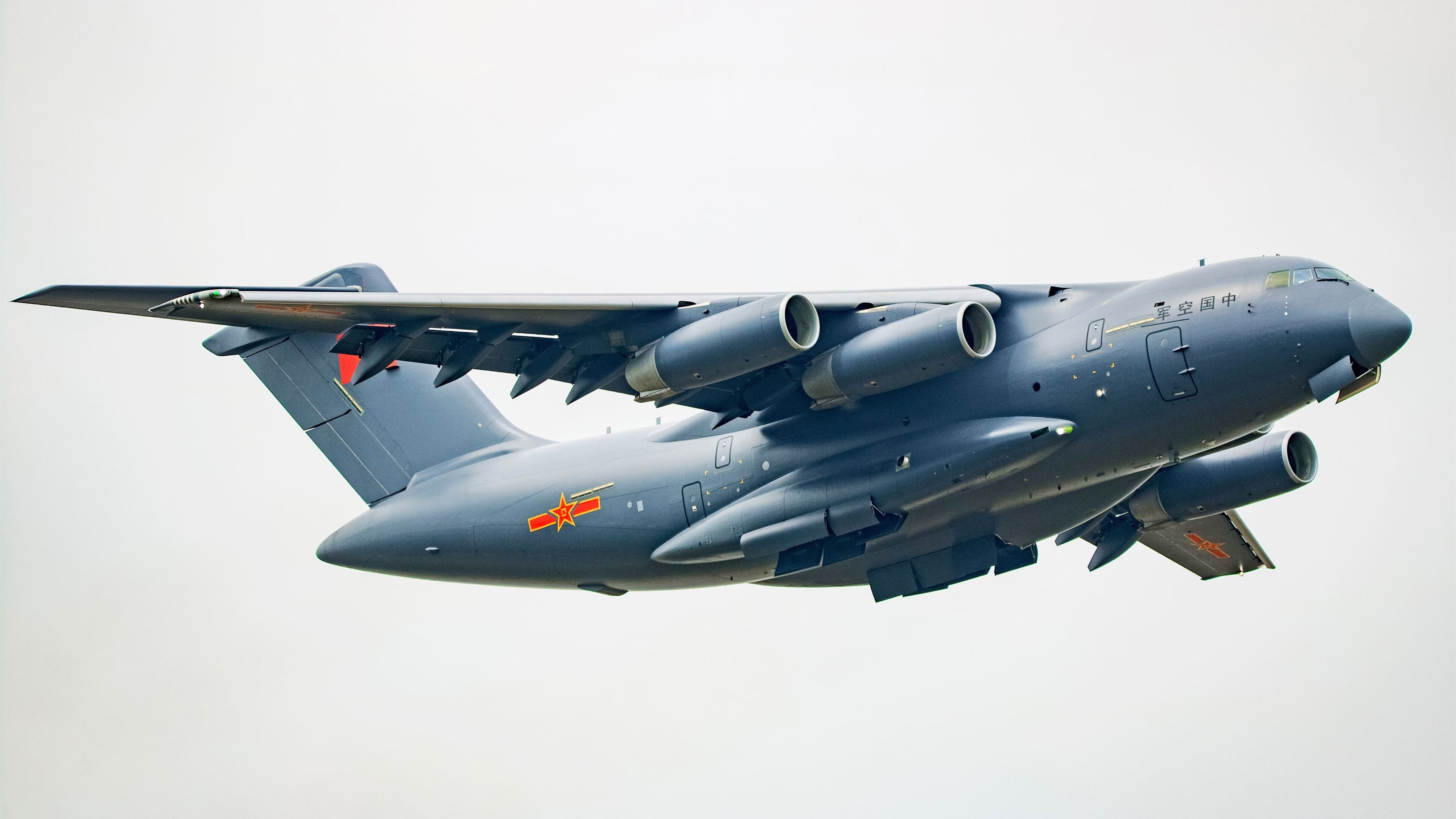 跨界铁幕，当纽约尼克斯空降东莞篮球中心