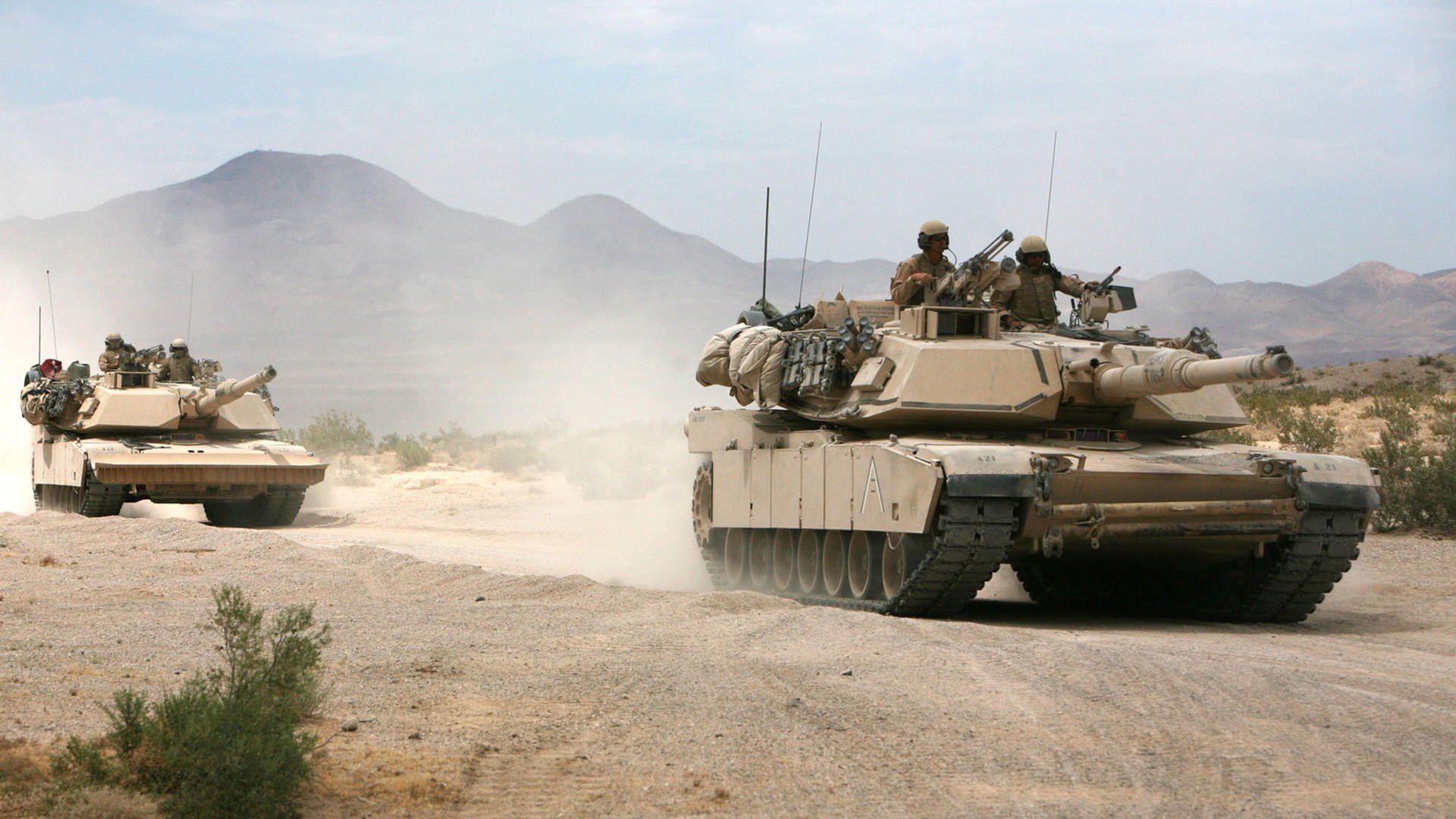 爱游戏APP-强弱逆袭与巨星主宰，当团队韧性遭遇个人魔法